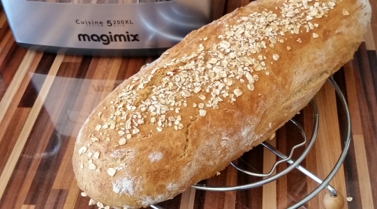 Pain d'épeautre semi-complet