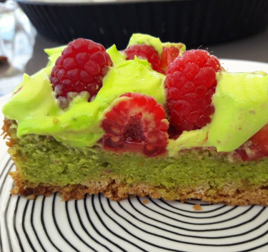 Tarte aux fraises, framboises et pistaches Magimix.