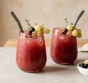 Jus de raisin et cassis Magimix.