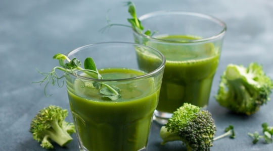 Jus de brocoli et ananas