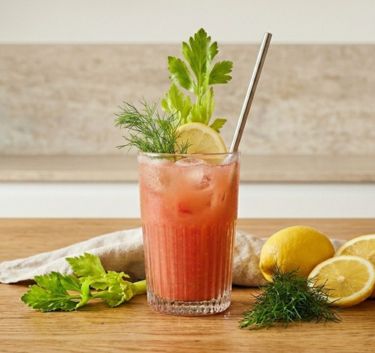 Jus de fenouil, tomate et citron Magimix.