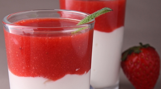 Strawberry coulis