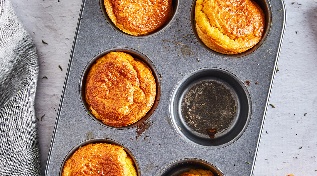 Muffins au yaourt, légumes & herbes