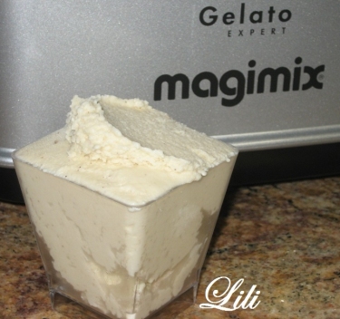 Crème glacée au sésame et au miel Magimix.