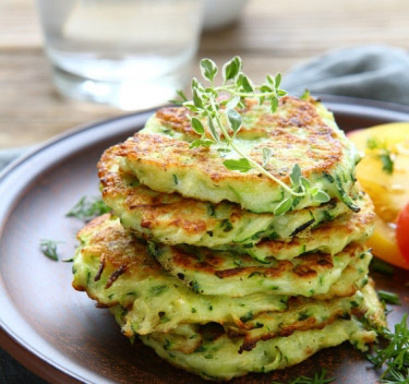 Galettes courgettes-pommes de terre Magimix.