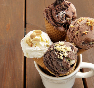 Glace au chocolat et arachides Magimix.
