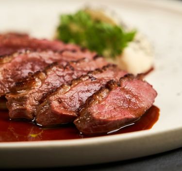 Canette au foie gras et topinambours Magimix.