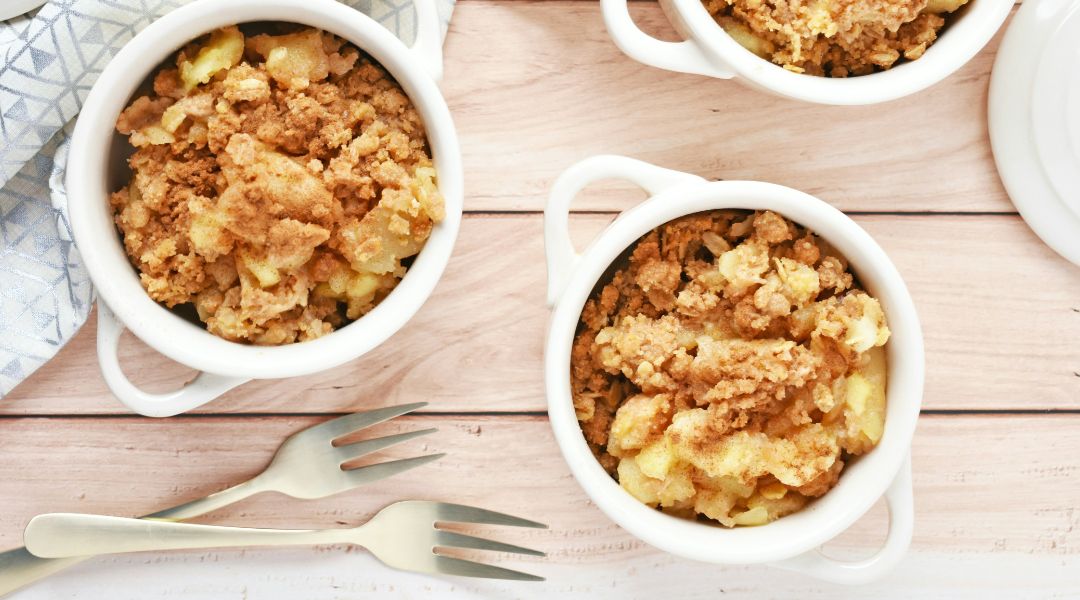 Traditional apple crumble