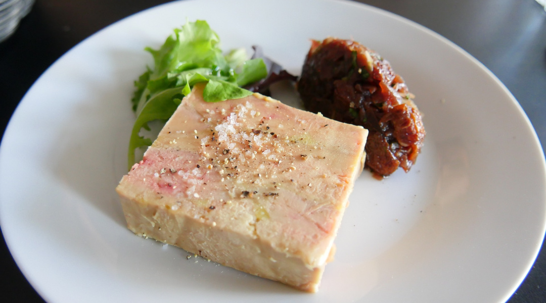 Terrine de foie gras au pain d'épices