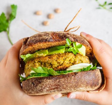 Burger de quinoa et ketchup maison Magimix.