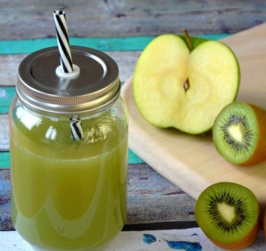 Jus pomme Granny et kiwis Magimix.