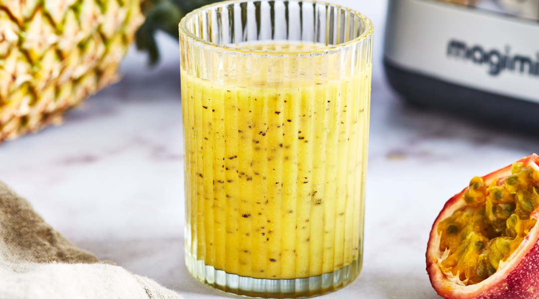 Smoothie ananas, fruit de la passion