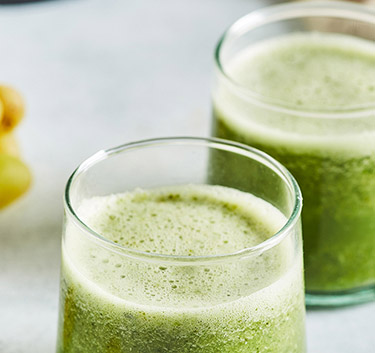 Smoothie chou kale, raisin & basilic Magimix.