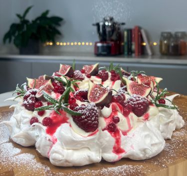 Red fruits Pavlova Magimix.