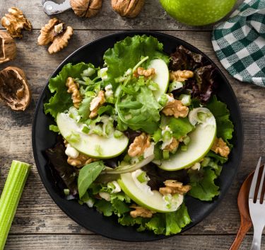 Salade de céleri, pommes et noix Magimix.