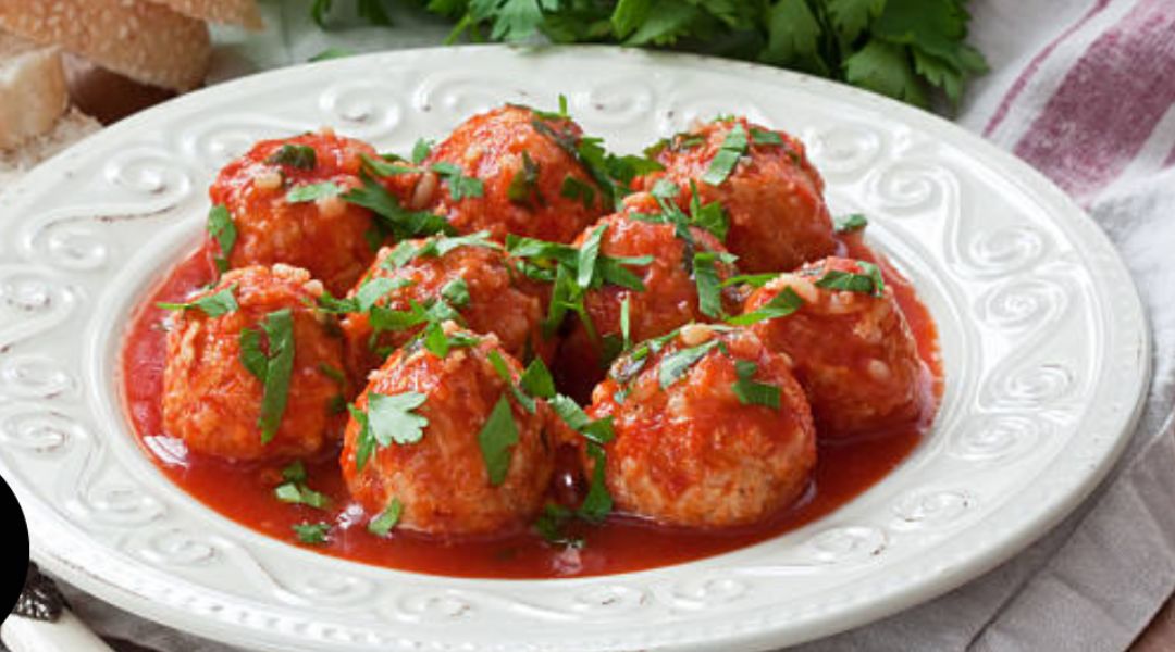 Meatballs in tomato sauce - Magimix recipe Official Magimix Recipes ...