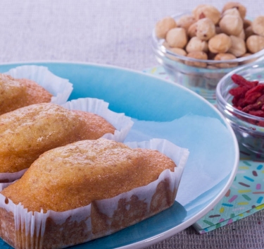 Cake aux noisettes et baies de Goji Magimix.