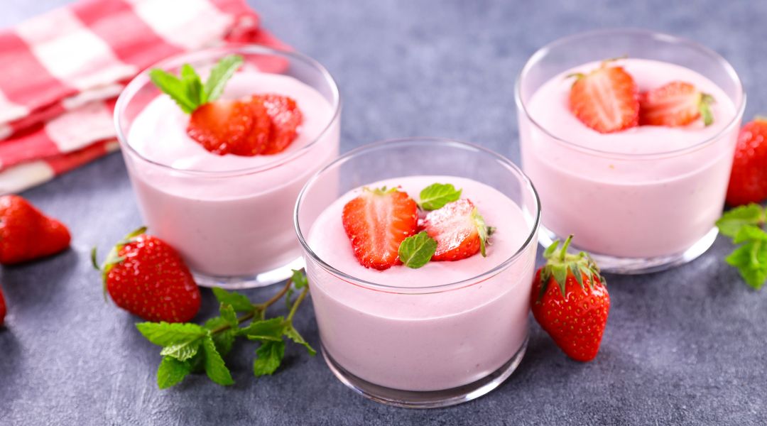 Mousse aux fraises et basilic