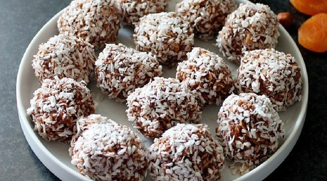 Energy balls choco-coco