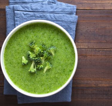 Soupe épicée aux brocolis Magimix.