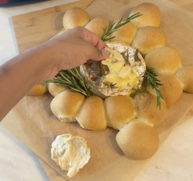 Bread Dough and Camembert Magimix.