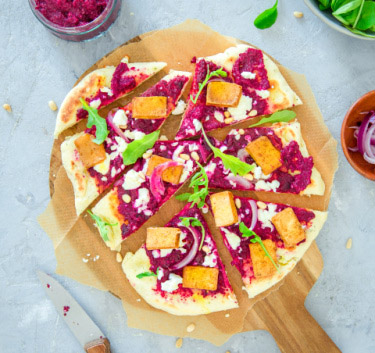 Pizza naan betterave, tofu, feta Magimix.