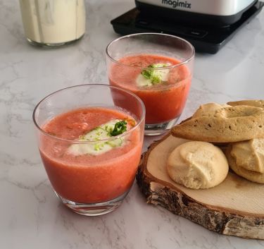 Soupe de fraises et chantilly Magimix.