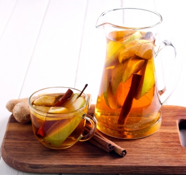 Eau aromatisée poire, gingembre, cannelle, vanille Magimix.
